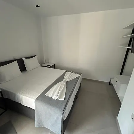 House Thomi 스칼라 포타미아스