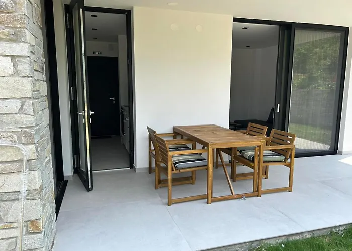 House Thomi * 스칼라 포타미아스